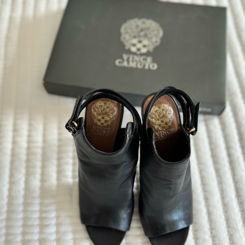 Vince Camutto black leather slingback high heels - Picture 4 of 8